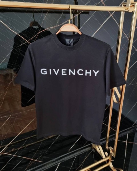 Мужская Футболка Givenchy