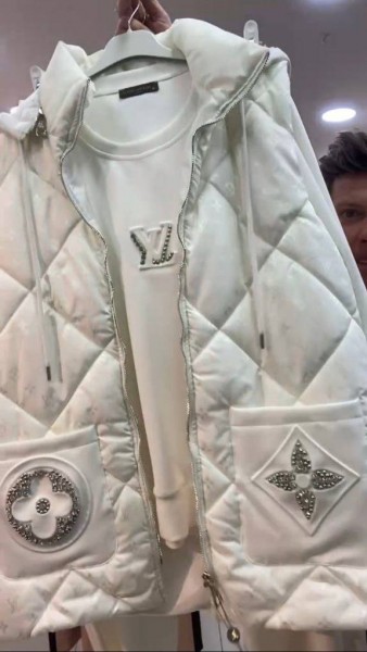 Женский Костюм Louis Vuitton (Большие размеры)