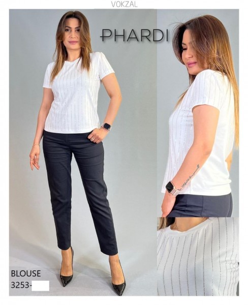 Женская Футболка Phardi