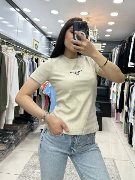 Женская Футболка Prada