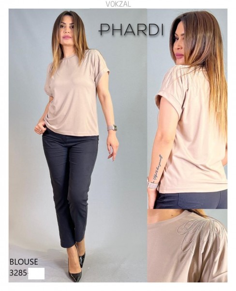 Женская Футболка Phardi