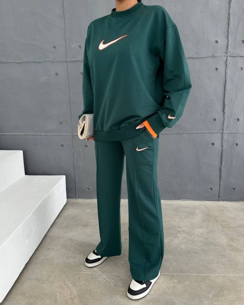 Женский Костюм Nike