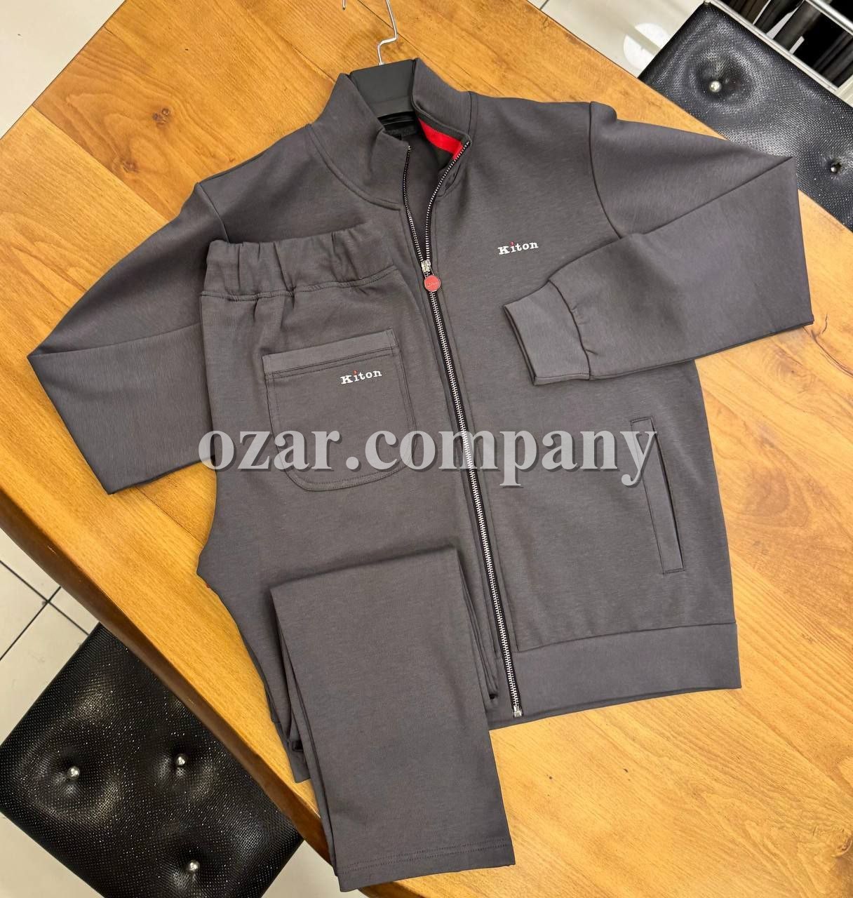 Мужской Спортивный Костюм Kiton