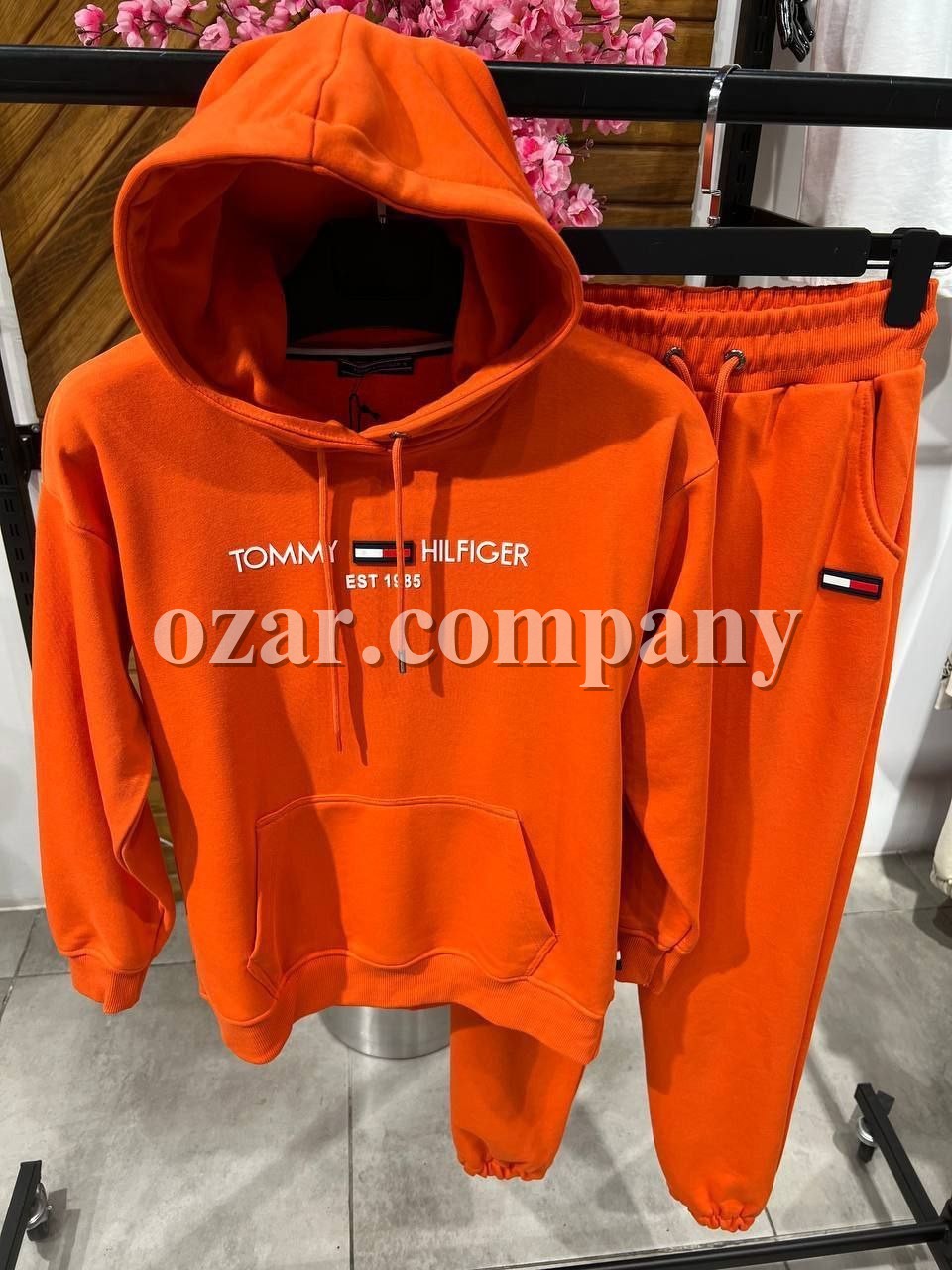 Женский Костюм Tommy Hilfiger