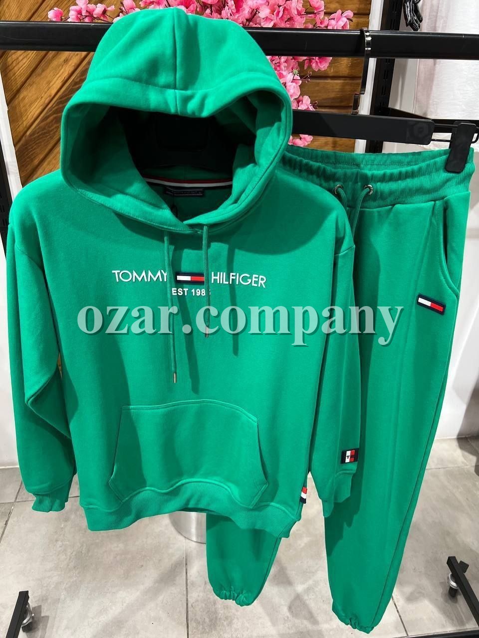 Женский Костюм Tommy Hilfiger