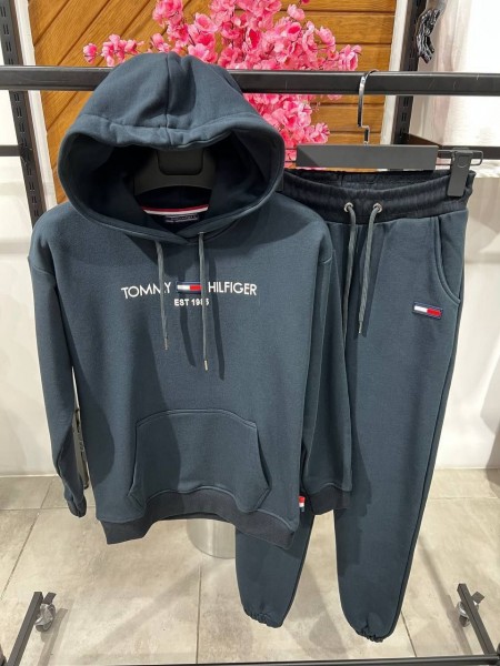 Женский Костюм Tommy Hilfiger