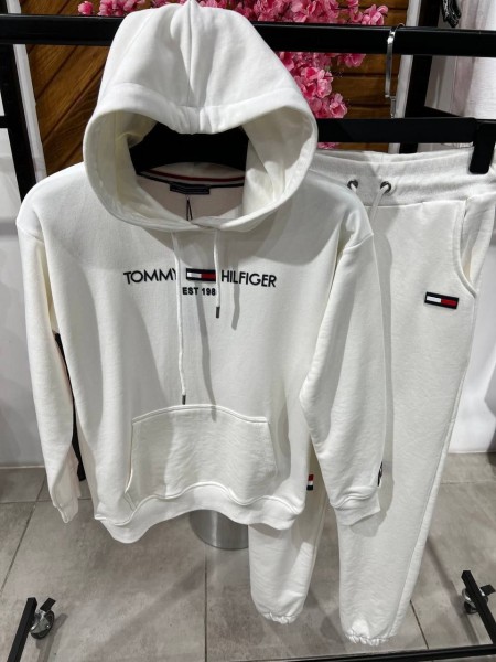 Женский Костюм Tommy Hilfiger