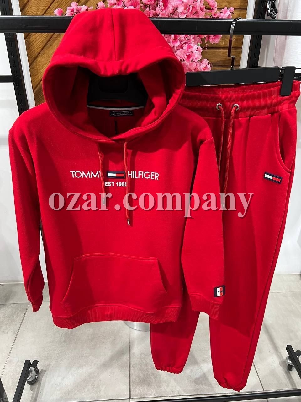 Женский Костюм Tommy Hilfiger