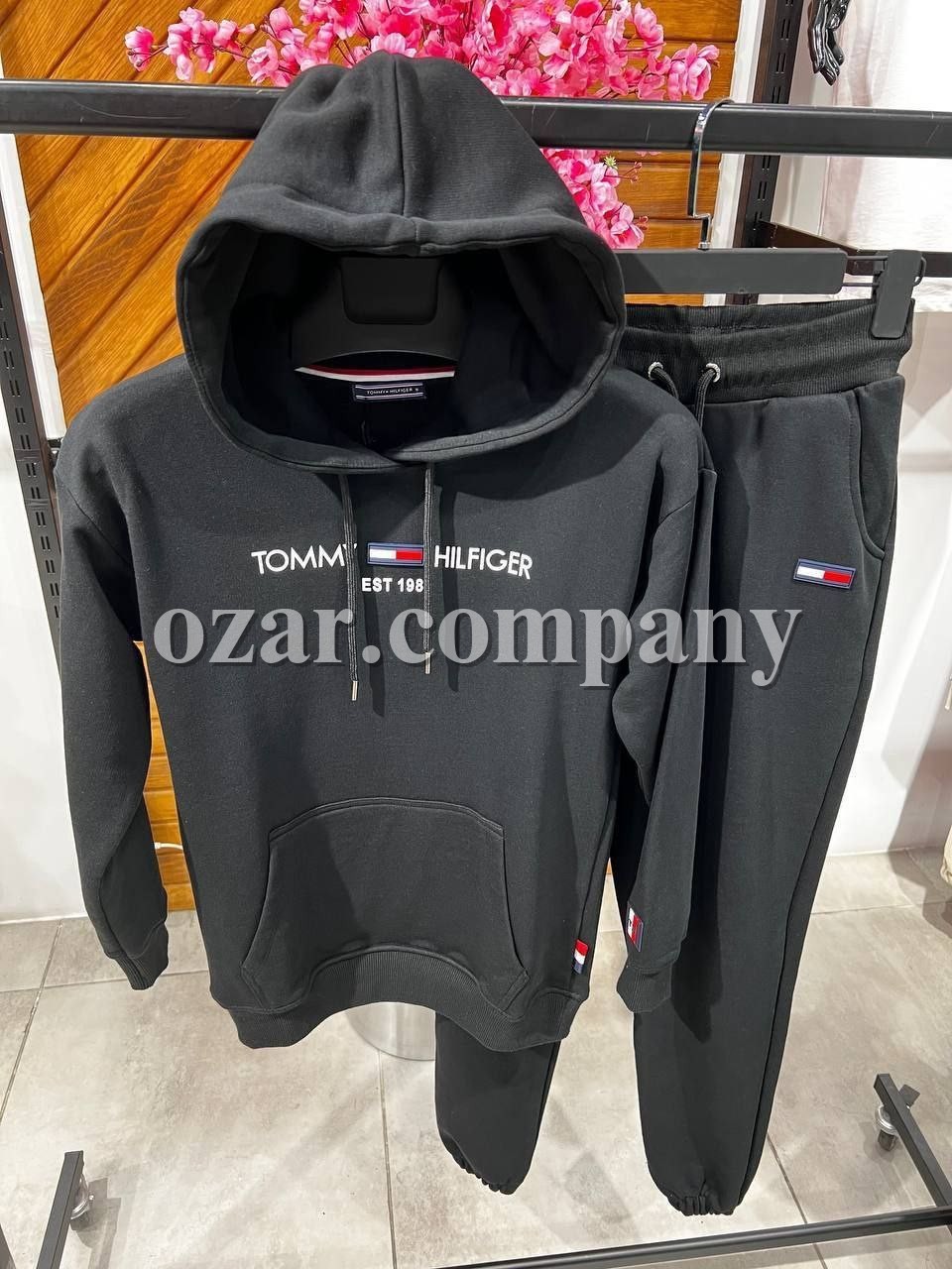 Женский Костюм Tommy Hilfiger