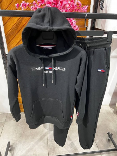 Женский Костюм Tommy Hilfiger
