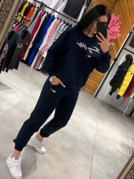 Женский Костюм Tommy Hilfiger