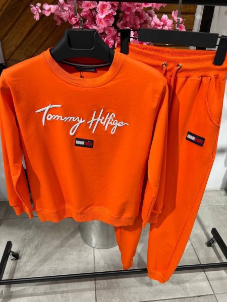 Женский Костюм Tommy Hilfiger