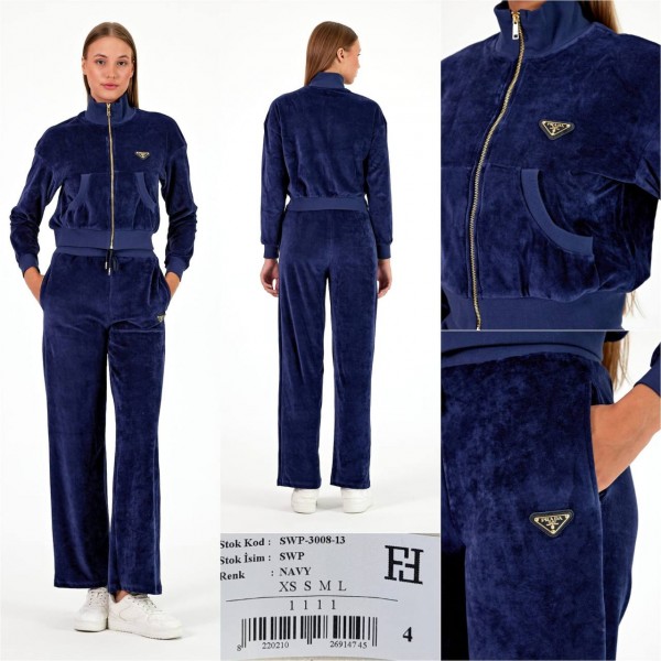 Женский Костюм Prada