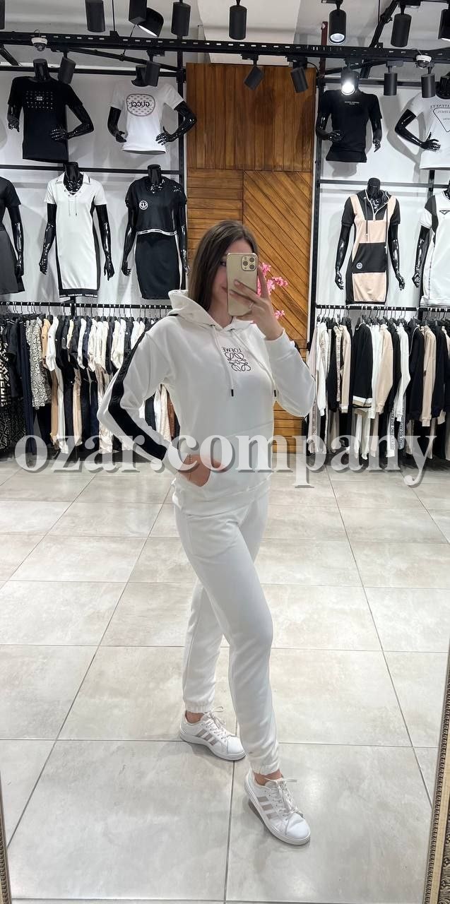 Женский Костюм Loewe