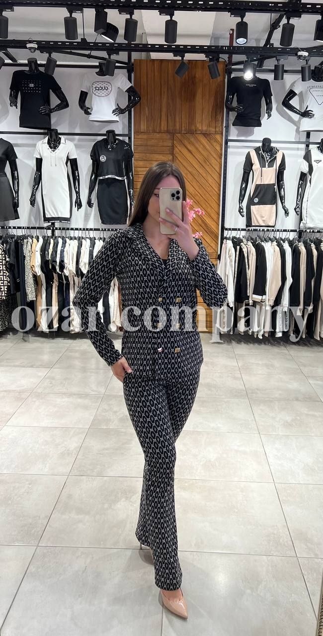 Женский Костюм Elisabetta Franchi