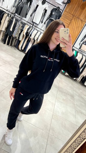 Женский Костюм Tommy Hilfiger