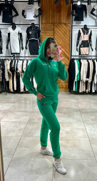 Женский Костюм Tommy Hilfiger