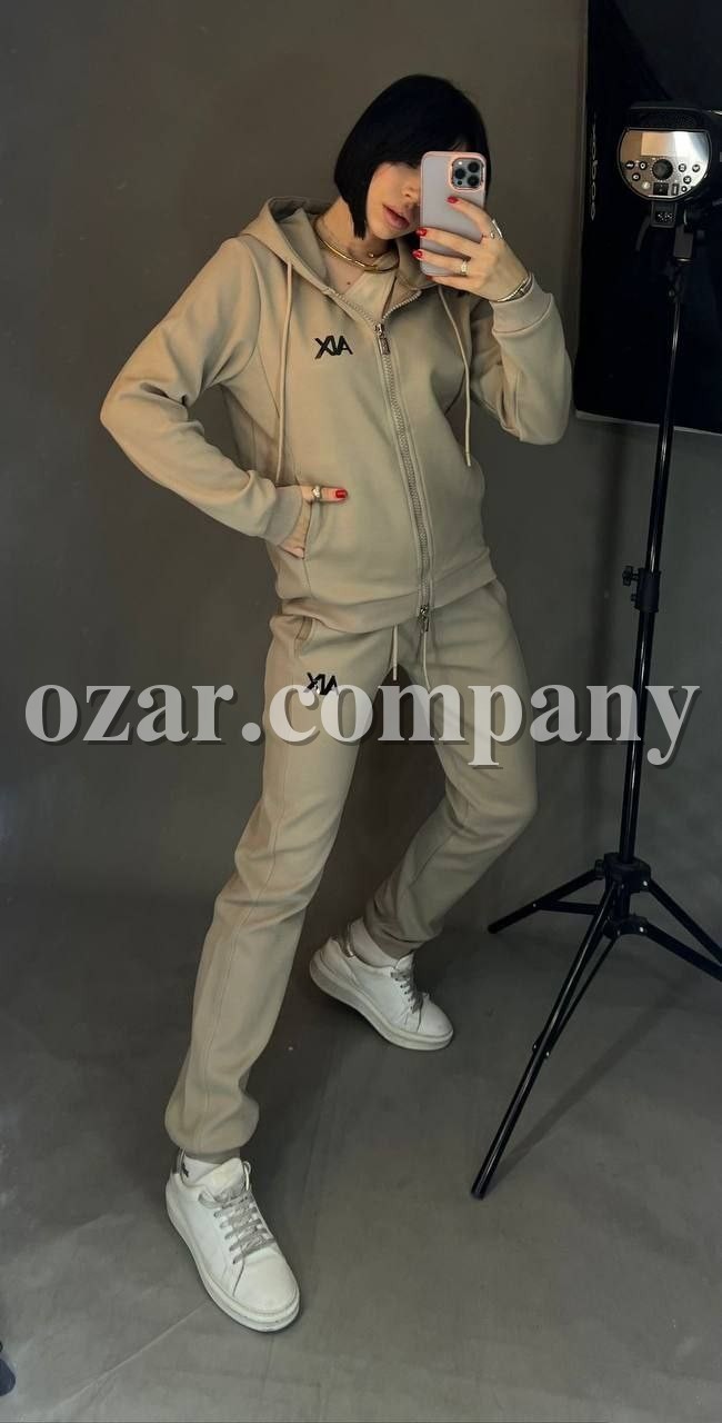 Женский Костюм Armani Exchange