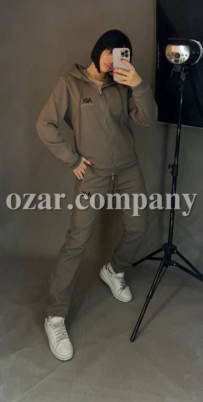 Женский Костюм Armani Exchange
