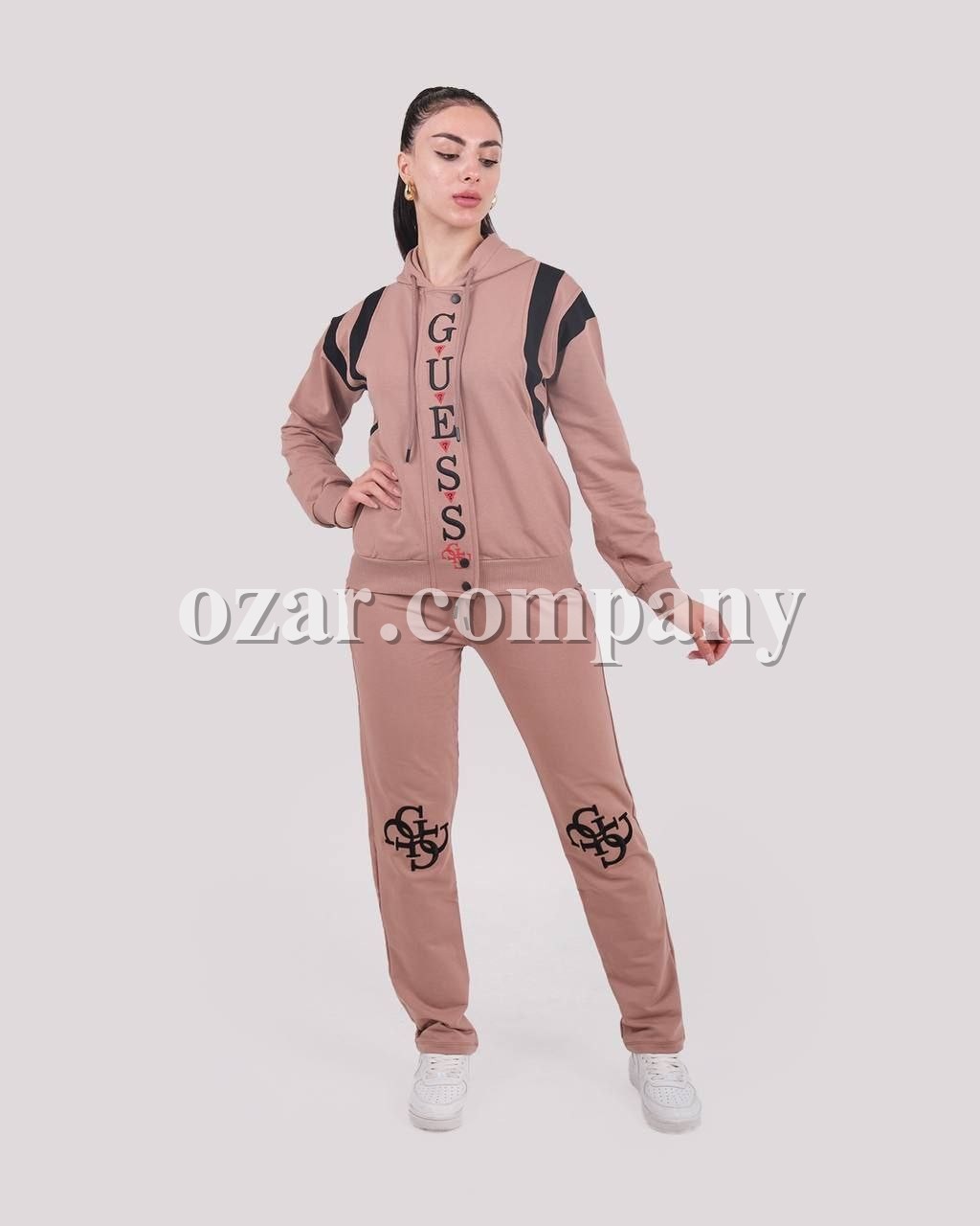 Женский Костюм Guess