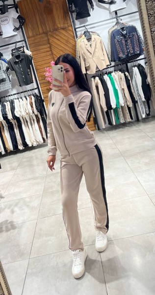 Женский Костюм Prada