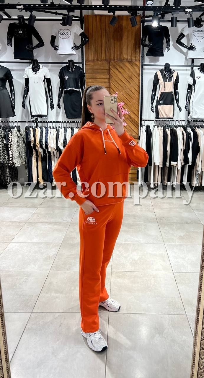 Женский Костюм Balenciaga