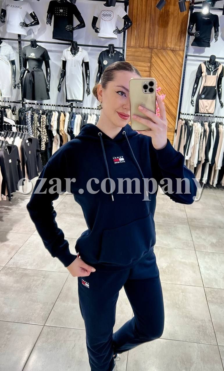 Женский Костюм Tommy Hilfiger