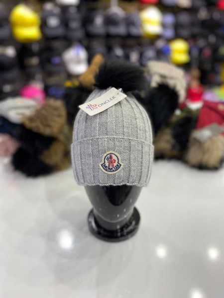 Женская Шапка Moncler