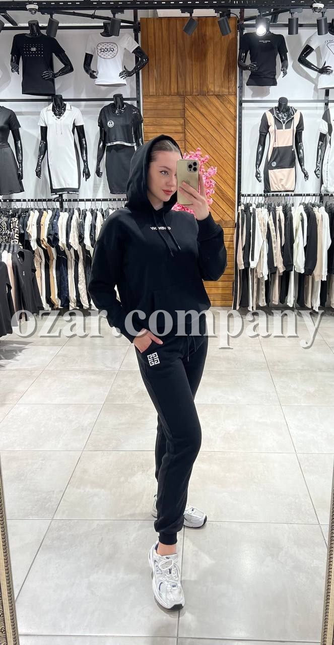 Женский Костюм Givenchy