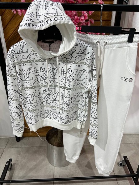 Женский Костюм Louis Vuitton