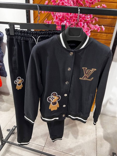 Женский Костюм Louis Vuitton