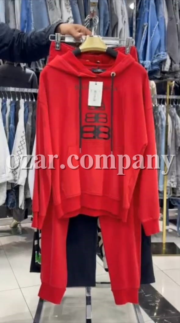 Женский Костюм Balenciaga