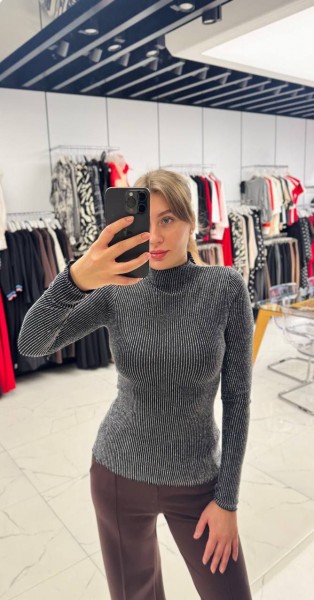 Женский Лонгслив Mira Mia