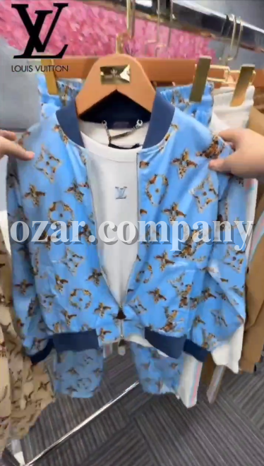 Женский Костюм Louis Vuitton