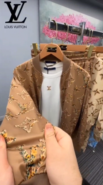 Женский Костюм Louis Vuitton
