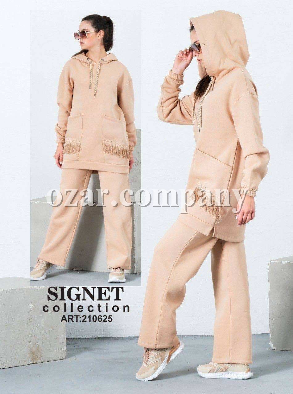 Женский Костюм Signet 