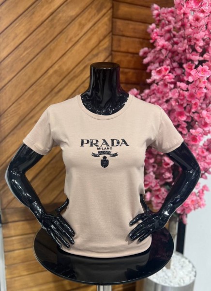 Женская Футболка Prada