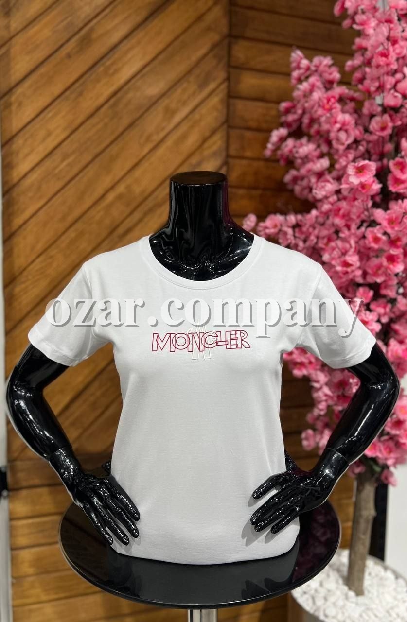 Женская Футболка Moncler