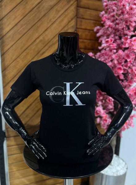 Женская Футболка Calvin Klein