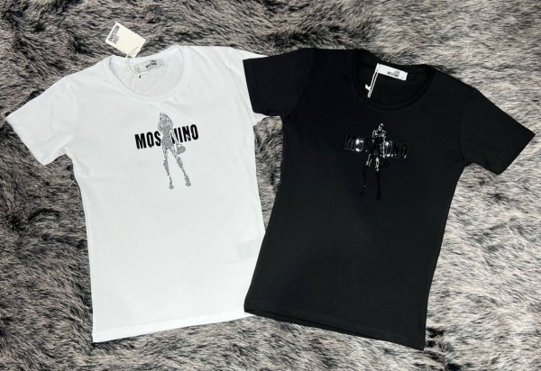 Женская Футболка Moschino