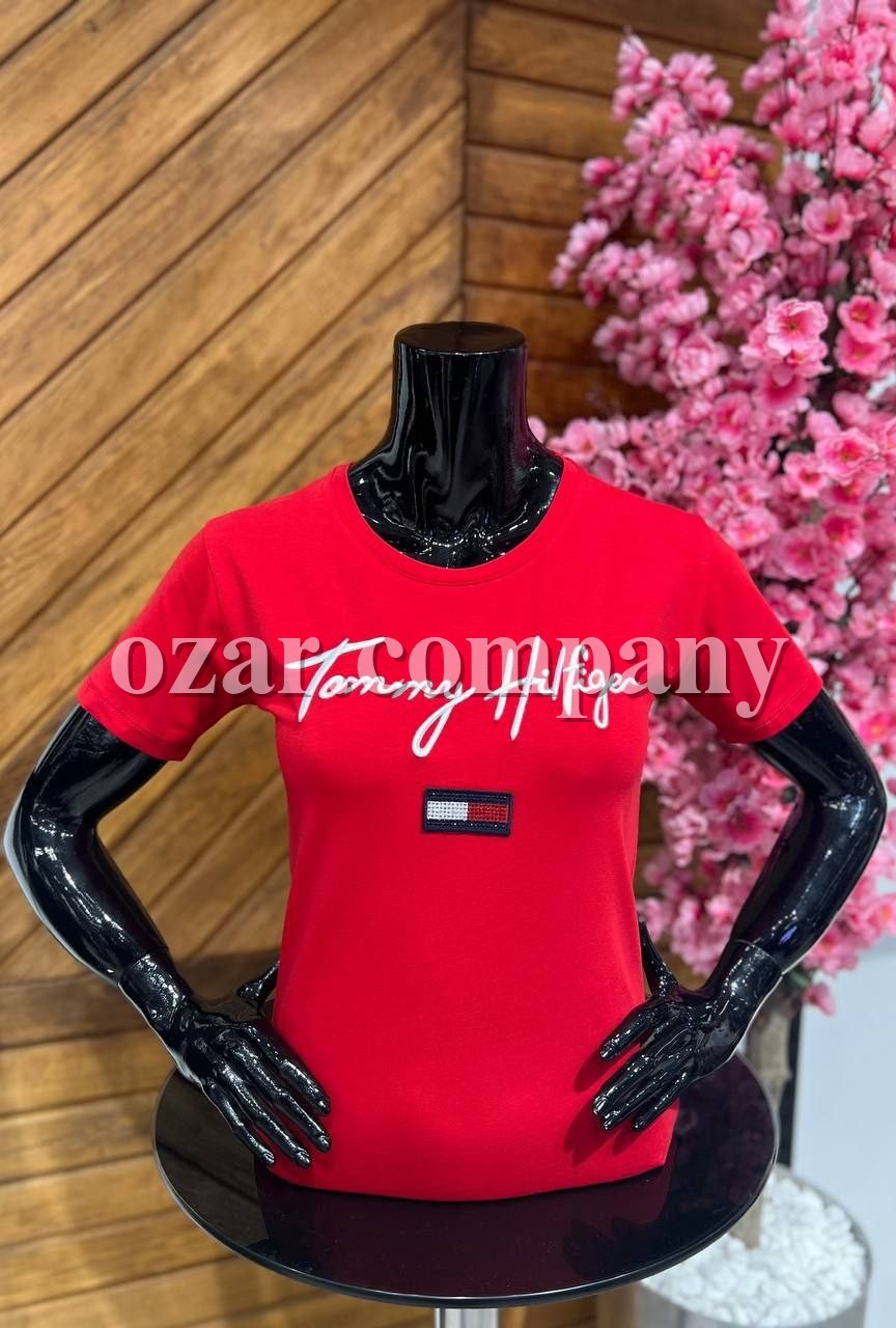 Женская Футболка Tommy Hilfiger