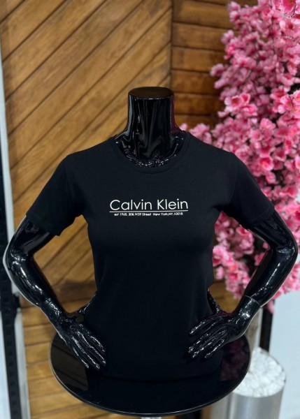 Женская Футболка Calvin Klein