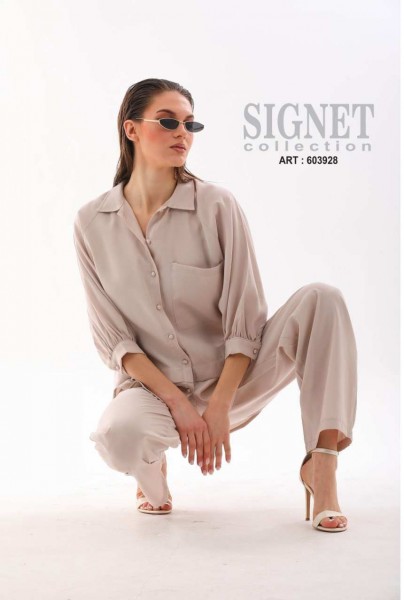 Женский Костюм Signet 
