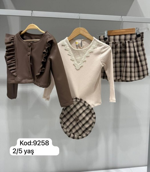 Костюм Тройка Для Девочки Via Girls (2-3-4-5лет)