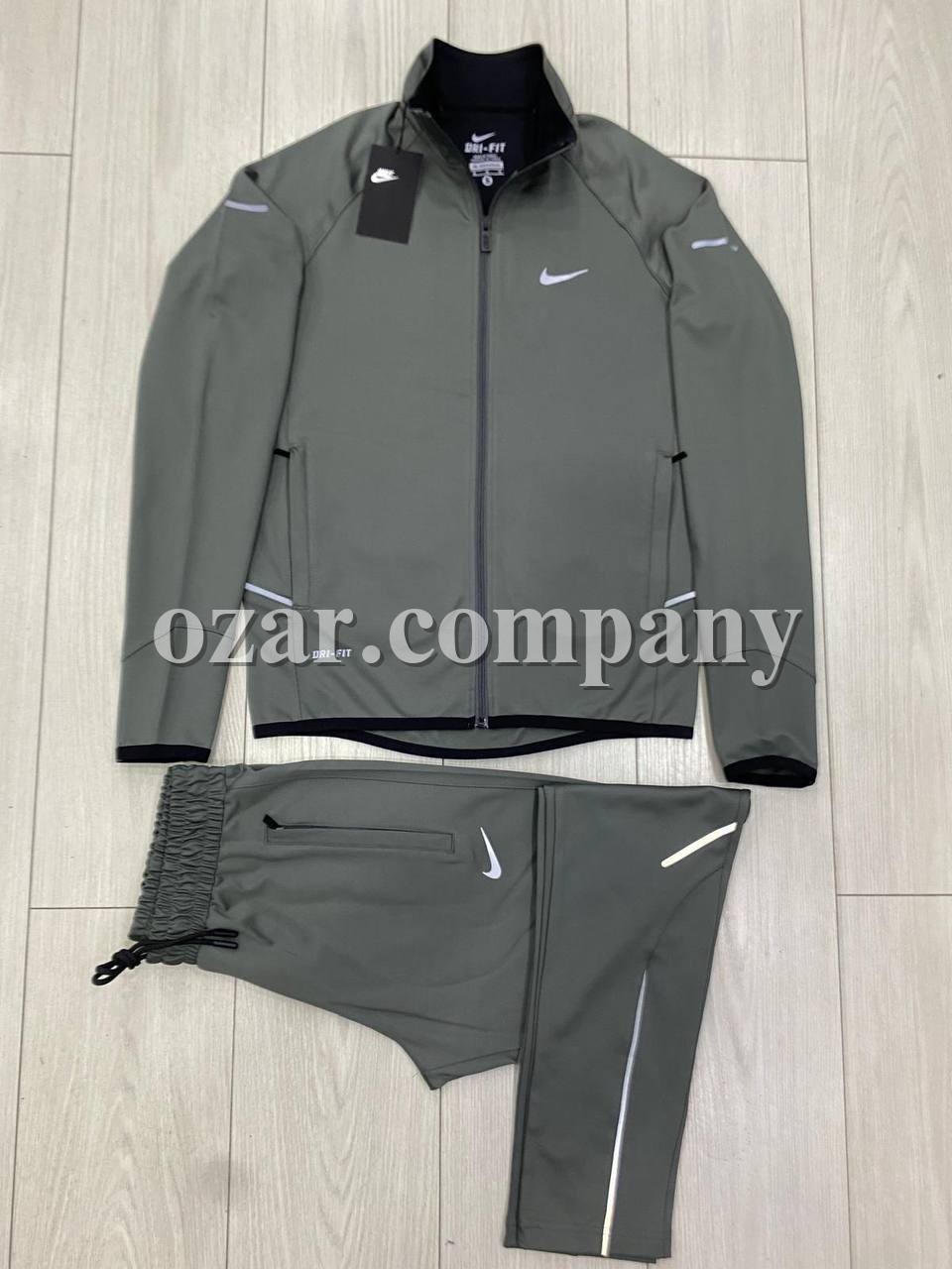 Мужской Спортивный Костюм Nike