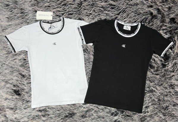 Женская Футболка Calvin Klein