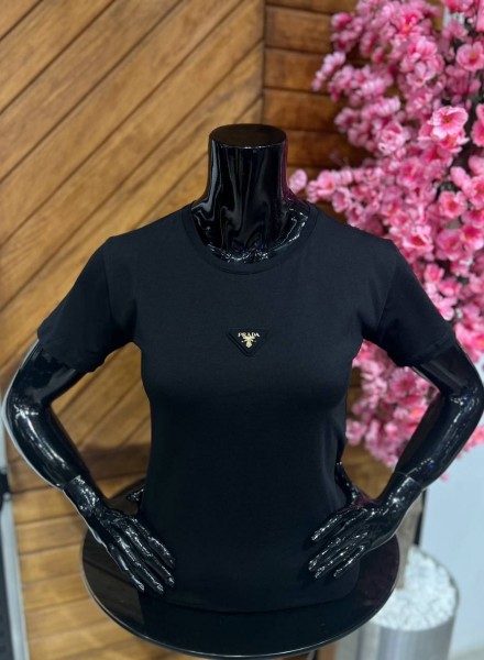 Женская Футболка Prada