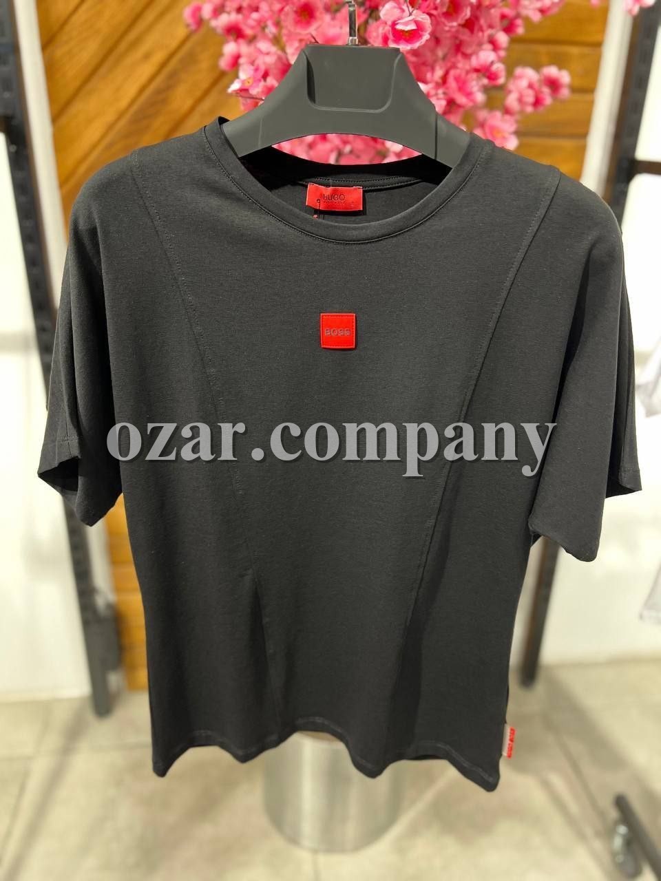 Женская Футболка Hugo Boss