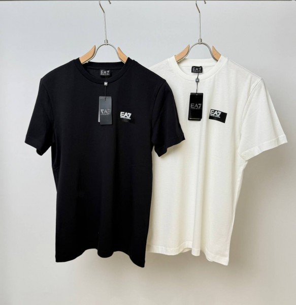 Мужская Футболка  Emporio Armani