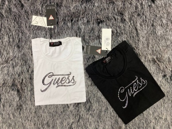 Женская Футболка Guess